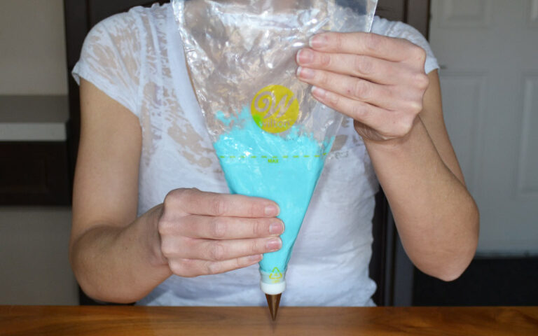 unfolded piping bag